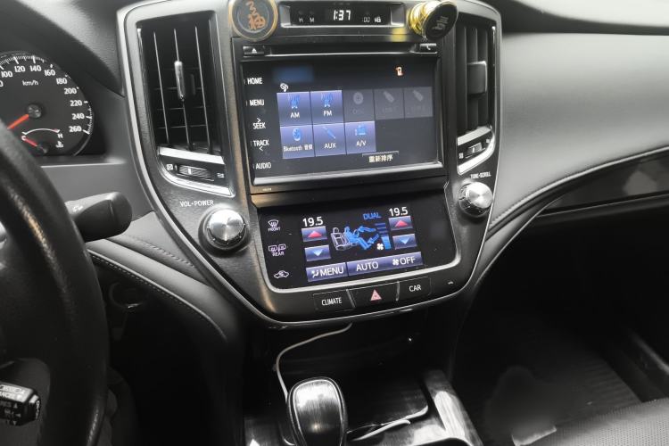 Used Toyota Crown 2015 2.5L Smart Edition
