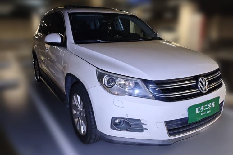 Used Volkswagen Tiguan 2012 2.0 TSI Automatic All-Wheel Drive Flagship Edition Front Right 45 Deg
