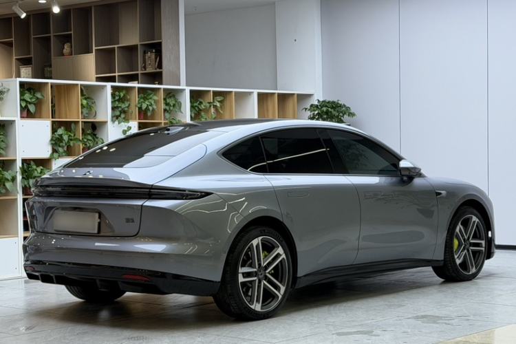 Used Nio ET5 2025 Model Champion Commemorative Edition, 75kWh
