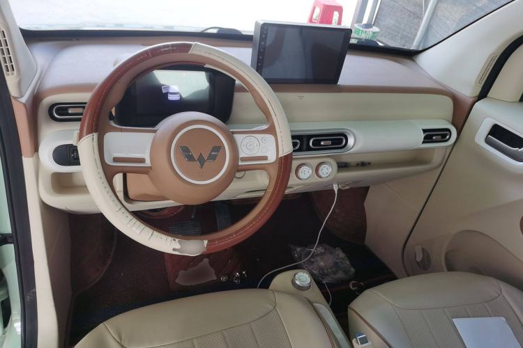 Used Wuling Hongguang MINIEV 2024 3rd Generation 215km Youth Edition
