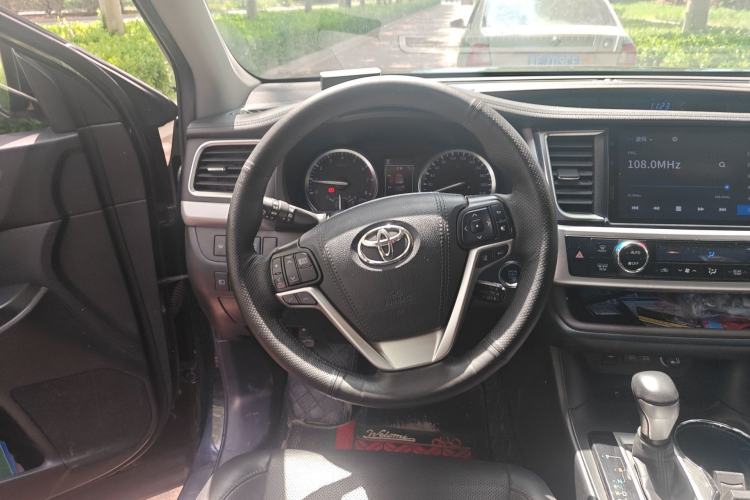 Used Toyota Highlander 2018 2.0T Four-Wheel Drive Supreme Edition 7-Seater China VI
