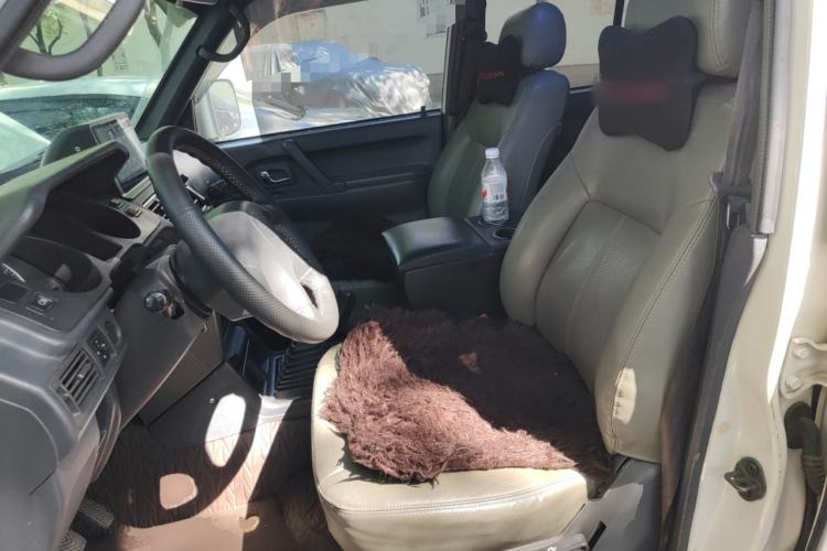 Used Leopaard Heijingang 2009 2.4L Manual 4x4
