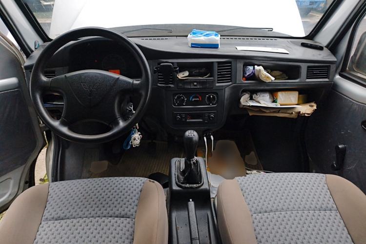 Used Wuling Zhiguang 2015 1.2L Practical LS-I Model