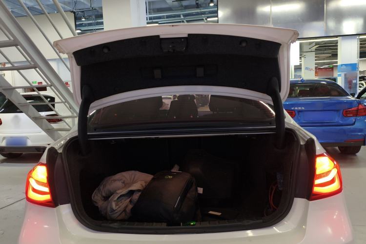 Used BMW 3 Series 2018 320Li Leading Model M Sport Package
