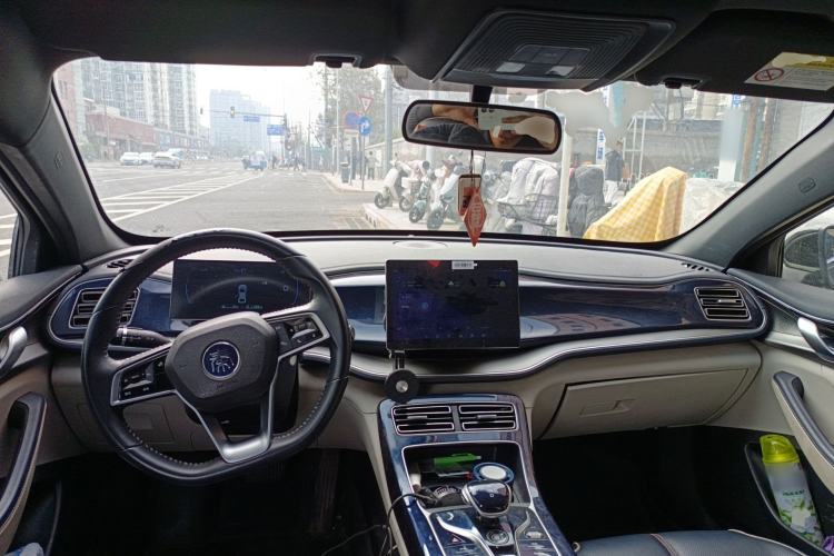 Used BYD Qin PLUS 2023 Champion Edition DM-i 120KM Leading Model
