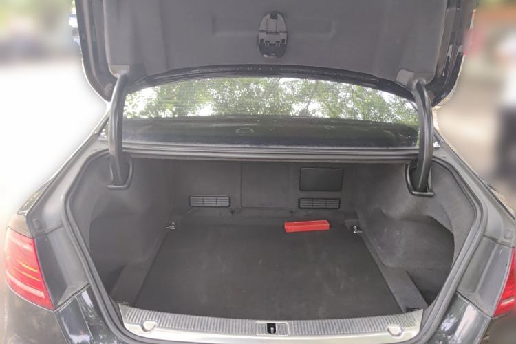 Used Audi A8 2013 A8L 45 TFSI quattro Luxury Model
