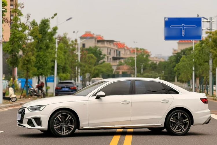 Used Audi A4L 2020 40 TFSI Luxury Dynamic Model Exterior 2