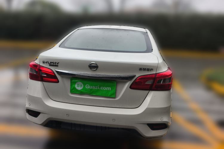 Used Nissan Sylphy 2021 Classic 1.6XL Manual Luxury Edition Rear