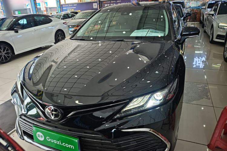 Used Toyota Camry 2021 2.0G Luxury Edition Front