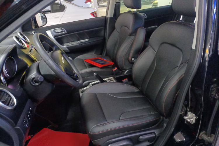 Used Haval H6 2016 Upgraded Model 1.5T Manual Two-Wheel Drive Urban Version
