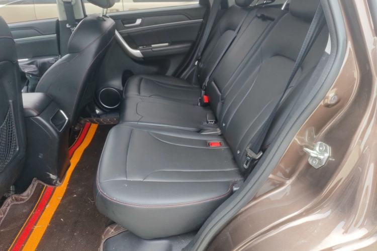 Used Haval H6 2017 Blue Label Sport Edition 1.5T Automatic Two-Wheel Drive Luxury Model Left Rear Seat