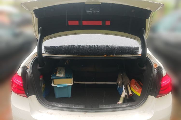 Used BMW 3 Series 2017 320Li Fashion Model Trunk