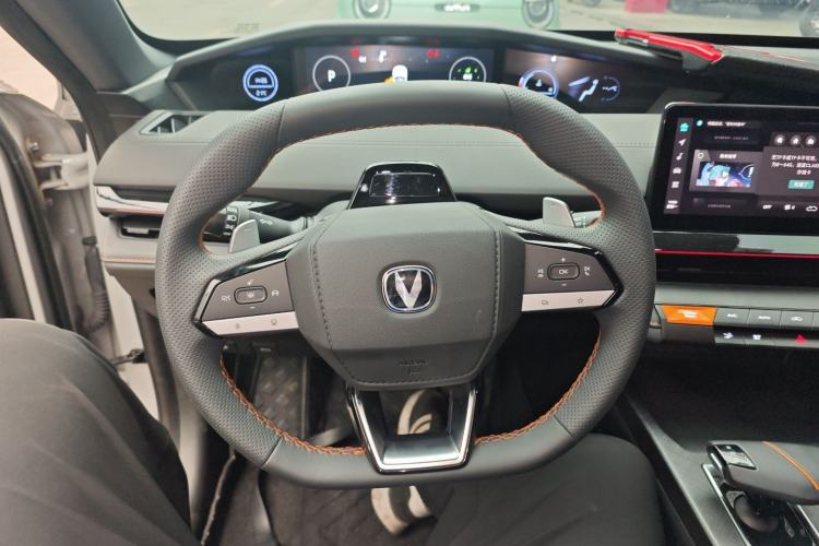 Used CHANGAN UNI-V 2024 1.5T Prestige Edition
