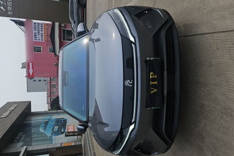 Used BYD Yuan UP 2025 Intelligent Driving Version 401 KM Dynamic Edition Exterior 3