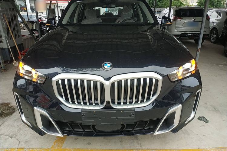 Used BMW X5 2023 xDrive 30Li Luxury M Sport Package