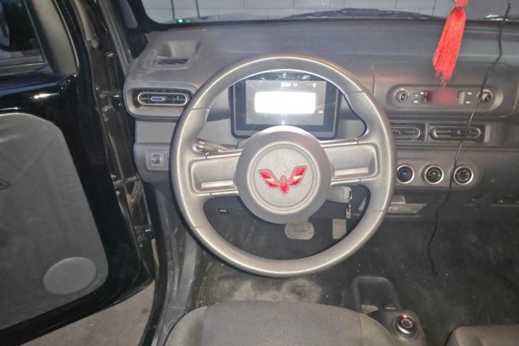 Used Wuling Zhiguang New Energy 2025 Comfort Model Steering Wheel