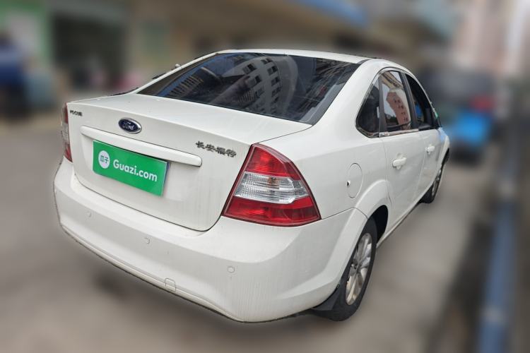 Used Ford Focus 2013 Sedan Classic 1.8L Automatic Base Model