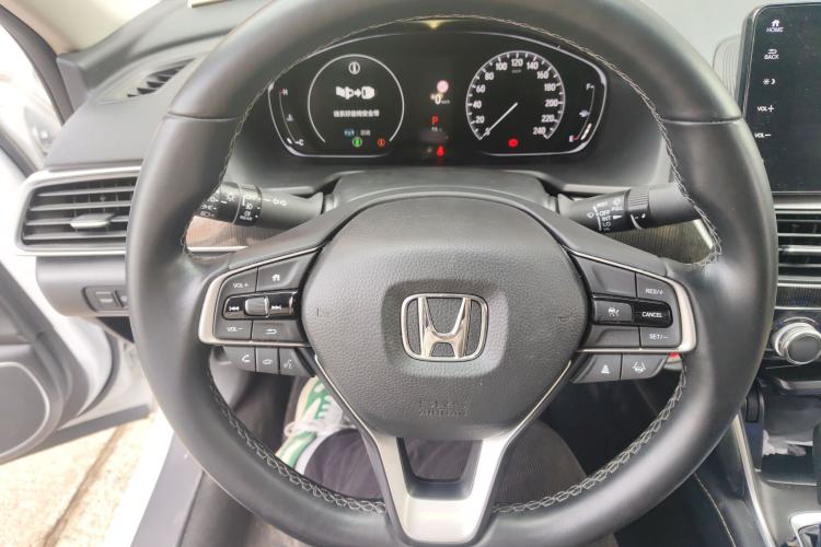 Used Honda Accord 2022 260TURBO Phantom Night · Prestige Edition Steering Wheel