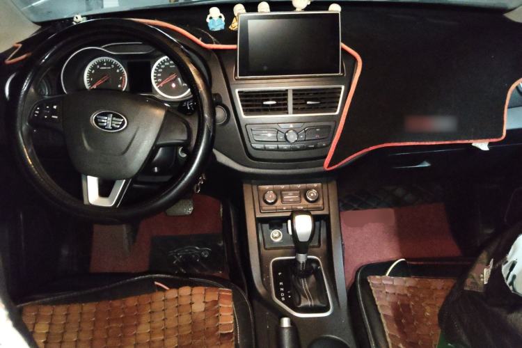 Used Bestune X40 2017 1.6L Automatic Luxury Model
