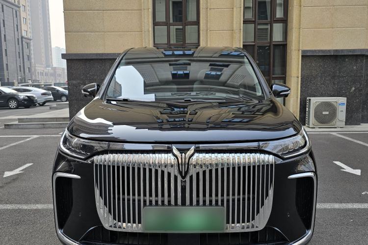 Used VOYAH Dream 2025 PHEV Four-Wheel Drive Prestige Kunpeng Edition
