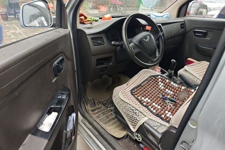 Used Wuling Rongguang V 2015 1.5L Base Version Driver Seat