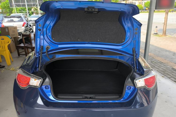 Used Subaru BRZ 2015 2.0i Manual Model