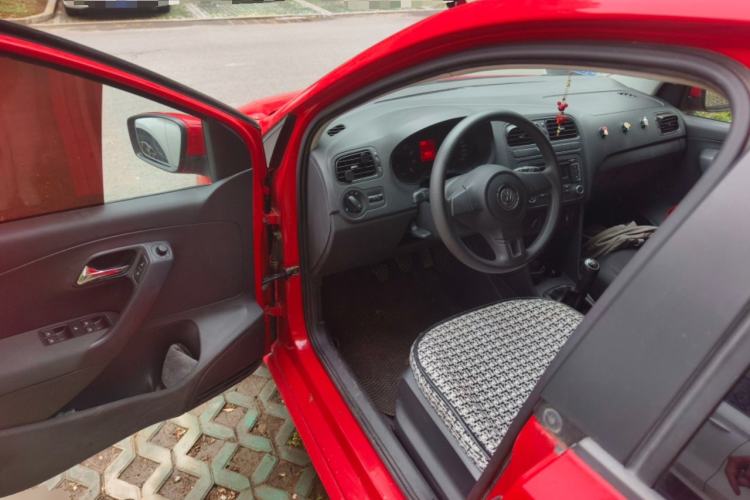 Used Volkswagen Polo 2013 1.4L Manual Fashion Edition Driver Seat