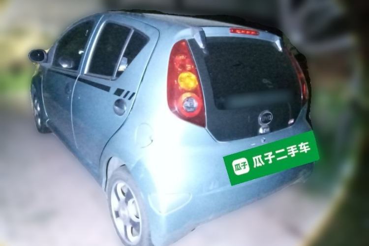 Used BYD F0 2015 1.0L AMT Joyful Cool Model
