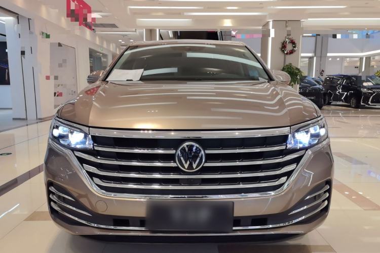 Used Volkswagen Viloran 2022 380TSI Prestige Edition
