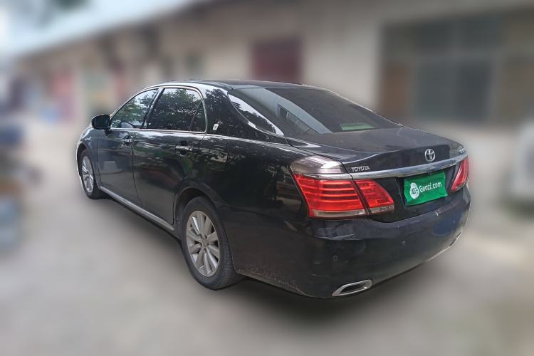 Used Toyota Crown 2012 2.5L Royal Leather Edition