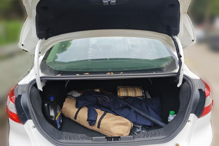 Used Ford Focus 2012 Sedan 1.6L Automatic Fashion Edition