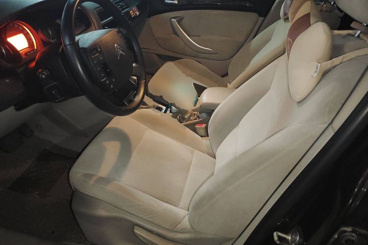 Used Citroen C5 2014 2.0L Automatic Zunyue Model