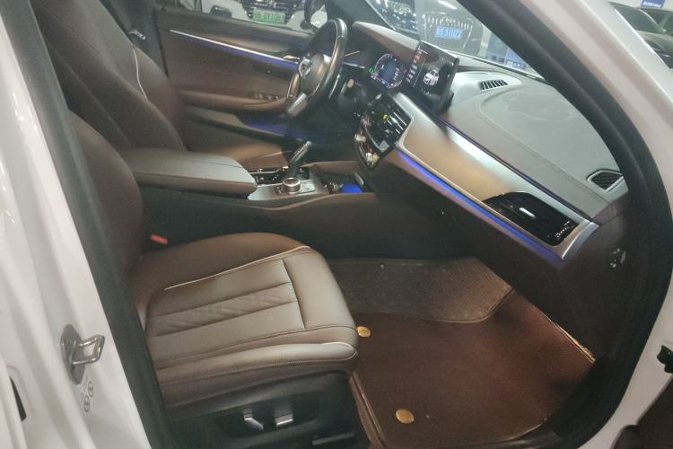 Used BMW 5 Series 2022 Restyled 530Li Leading Edition M Sport Package