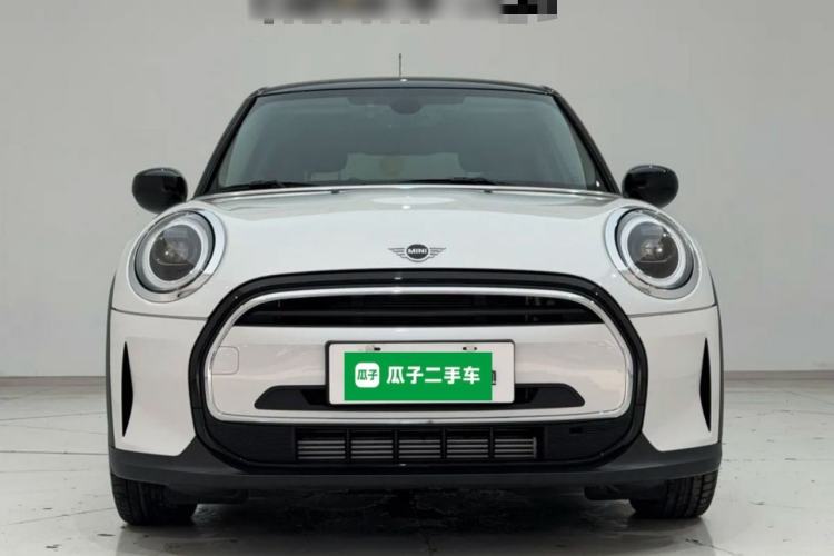 Used MINI 2023 Updated 1.5T COOPER Artist Five-Door Edition Front