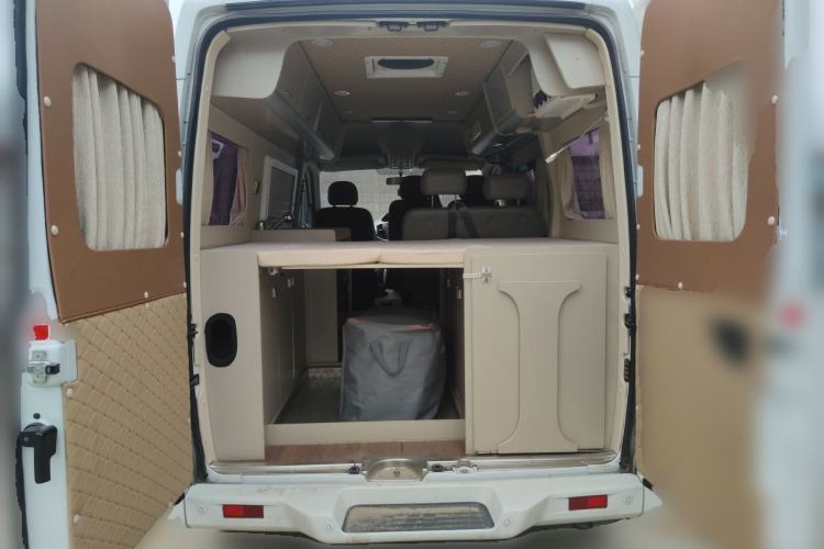 Used SAIC MAXUS Xintu V80 
