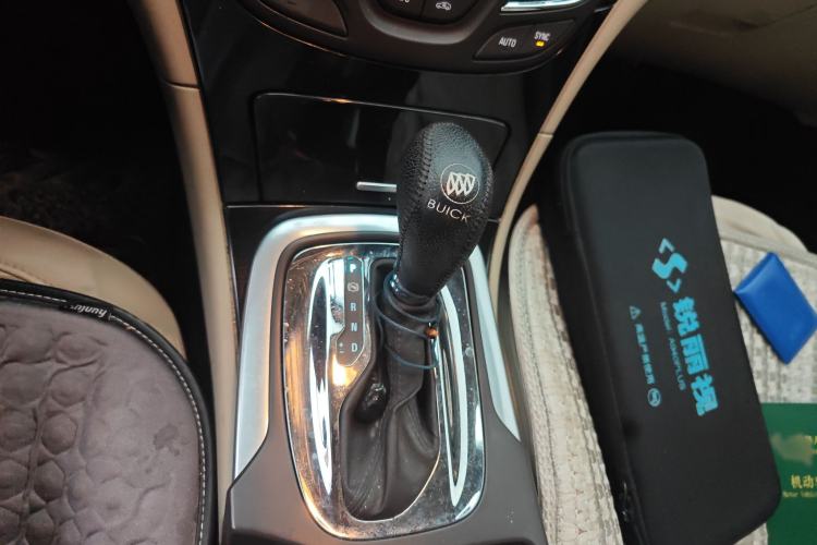 Used Buick Regal 2014 2.0L Leading Fashion Edition