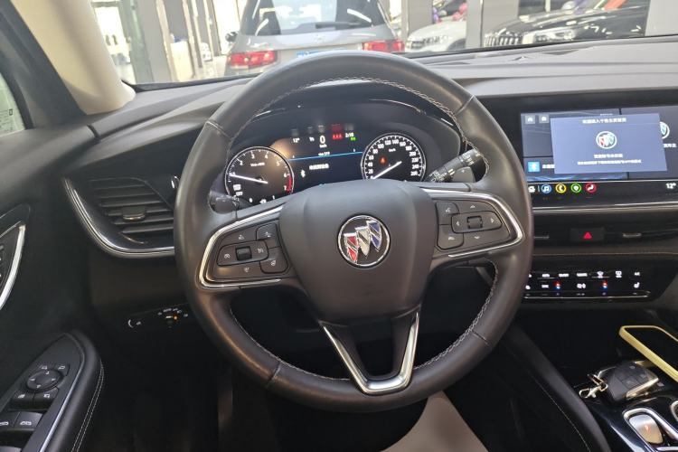 Used Buick Envision 2022 Encore Plus 652T Five-Seat Luxury Model
