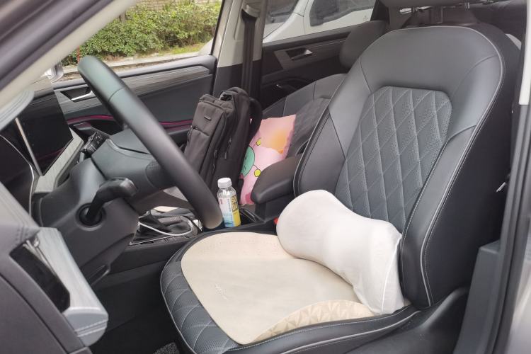 Used Volkswagen Sagitar 2023 300TSI DSG Excellence Edition Left Front Seat