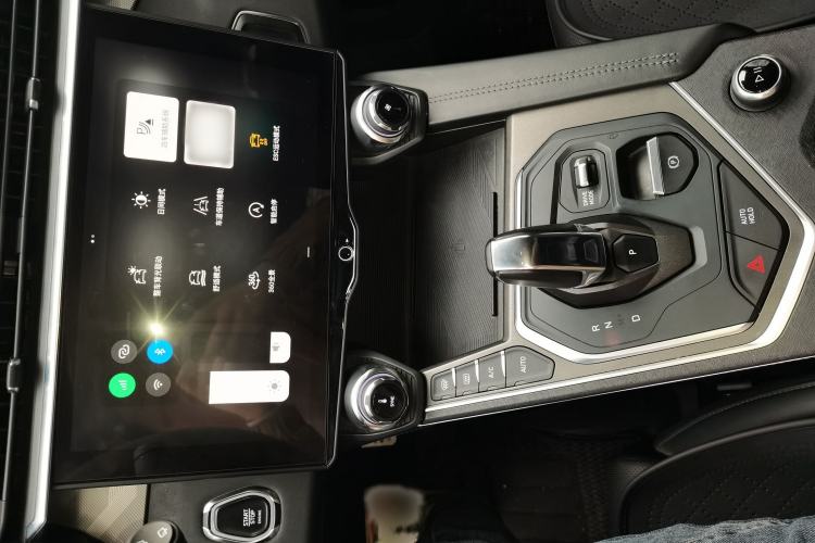 Used Lynk & Co 01 2021 2.0TD Two-Wheel-Drive Pro Trim
