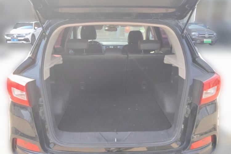 Used BAIC Senova X55 2016 1.5T CVT Elite Edition Trunk