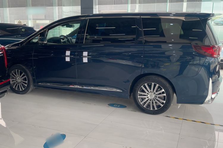 Used GAC Trumpchi M8 2021 Lingxiu Series 390T Ultimate Edition Exterior 3