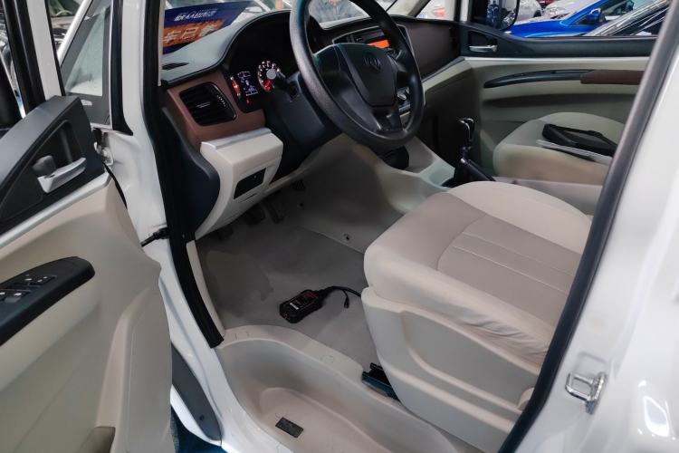 Used FORTHING Lingzhi 2019 M5L 1.6L 7-Seater Base Model China VI Standard