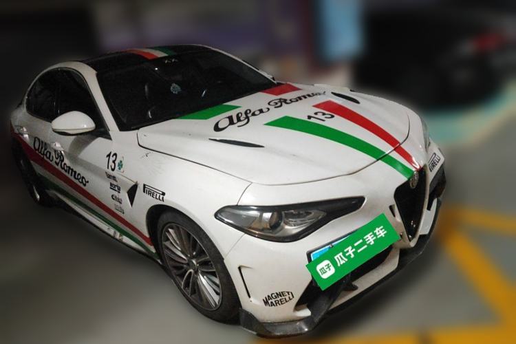 Used Alfa Romeo Giulia 2017 2.0T 280HP Luxury Edition
