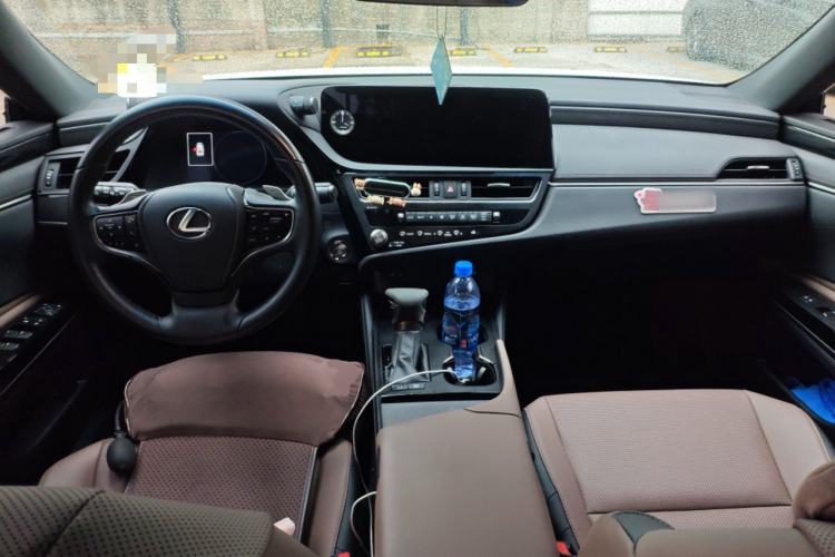 Used Lexus ES 2022 300h Excellence Edition