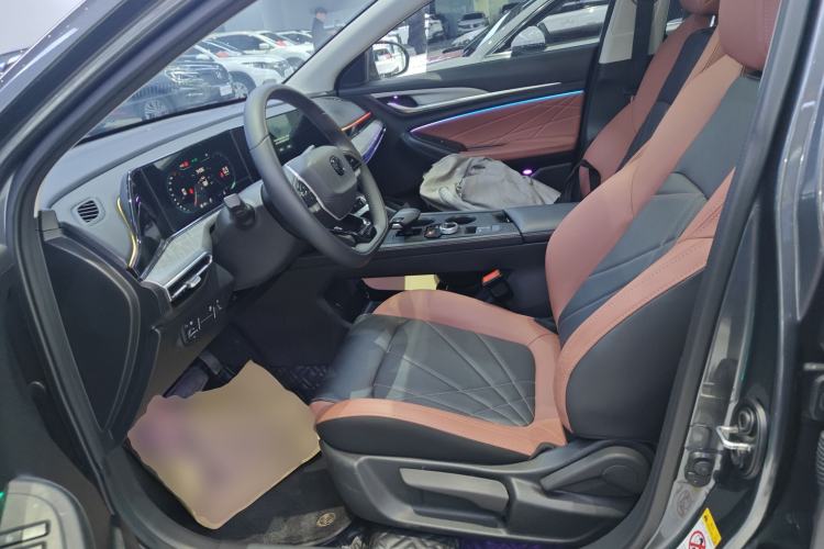 Used CHANGAN Eado 2024 PLUS Blue Whale NE 1.4T GDI DCT High-Energy Edition