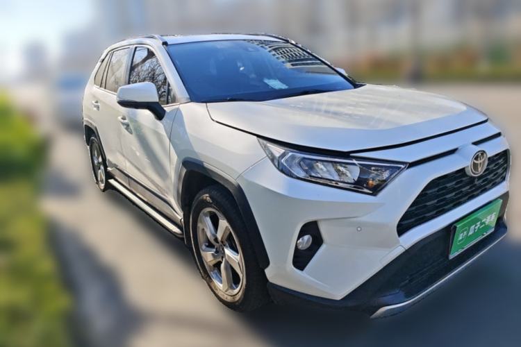 Used Toyota RAV4 2020 2.0L CVT Two-Wheel Drive Fashion Edition
