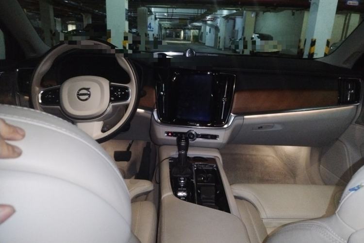 Used Volvo S90 2019 T5 Prestige Edition
