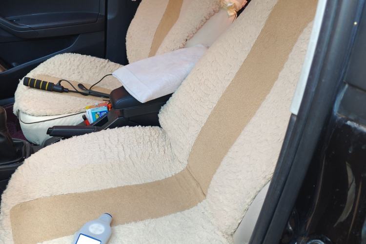 Used Volkswagen Jetta 2013 1.6L Manual Fashion Edition
