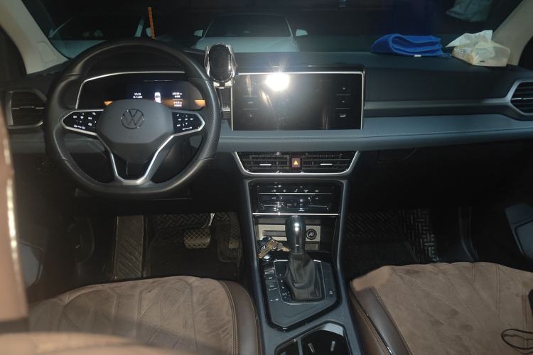 Used Volkswagen Tharu 2023 300TSI Two-Wheel-Drive Moonlight Edition