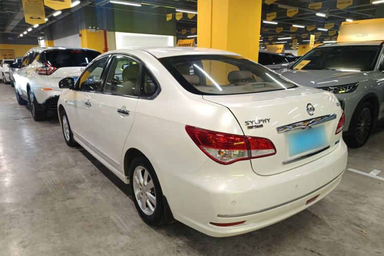 Used Nissan Sylphy 2016 Classic 1.6XE Manual Comfort Edition Rear Left 45 Deg